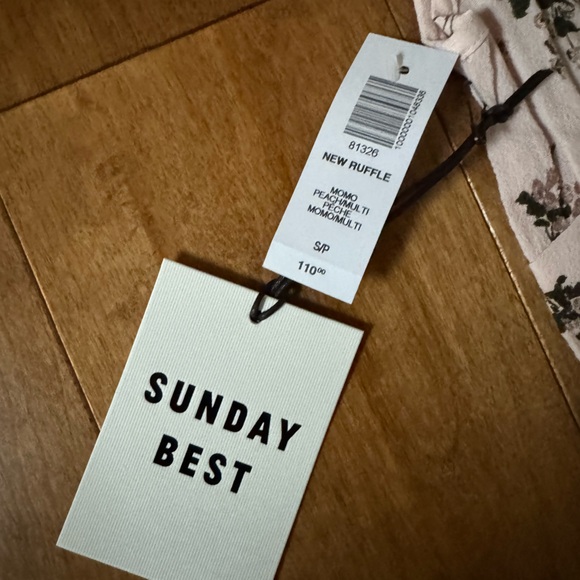 Aritzia Sunday Best “new ruffle” floral dress, size S - Picture 4 of 4